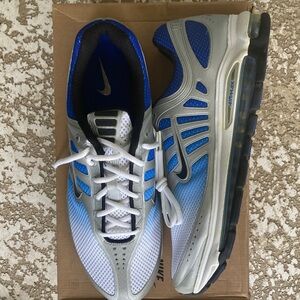 Barely Used Nike Air Max Solas 09’ Royal Blue x Silver. Men’s size 13
